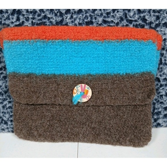 The Unbranded Brand Handbags - Peace Wool Boho Clutch Hand Bag Snap Button Closure Colorblock 10"x8"